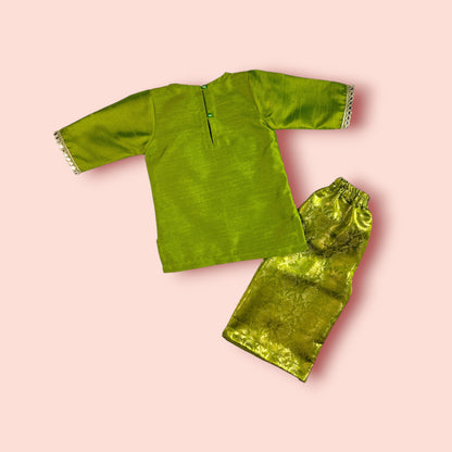 Mirrored Majesty 2 PC Set